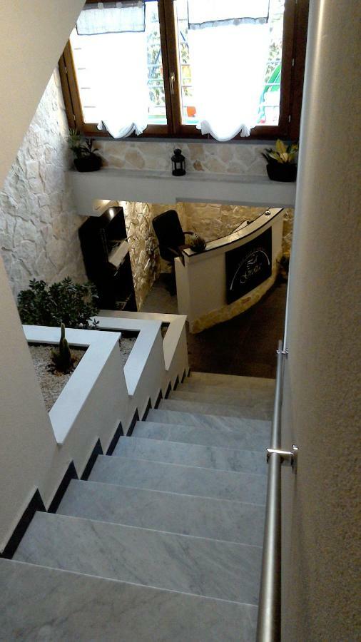 La Grotta Frühstückspension 3*
