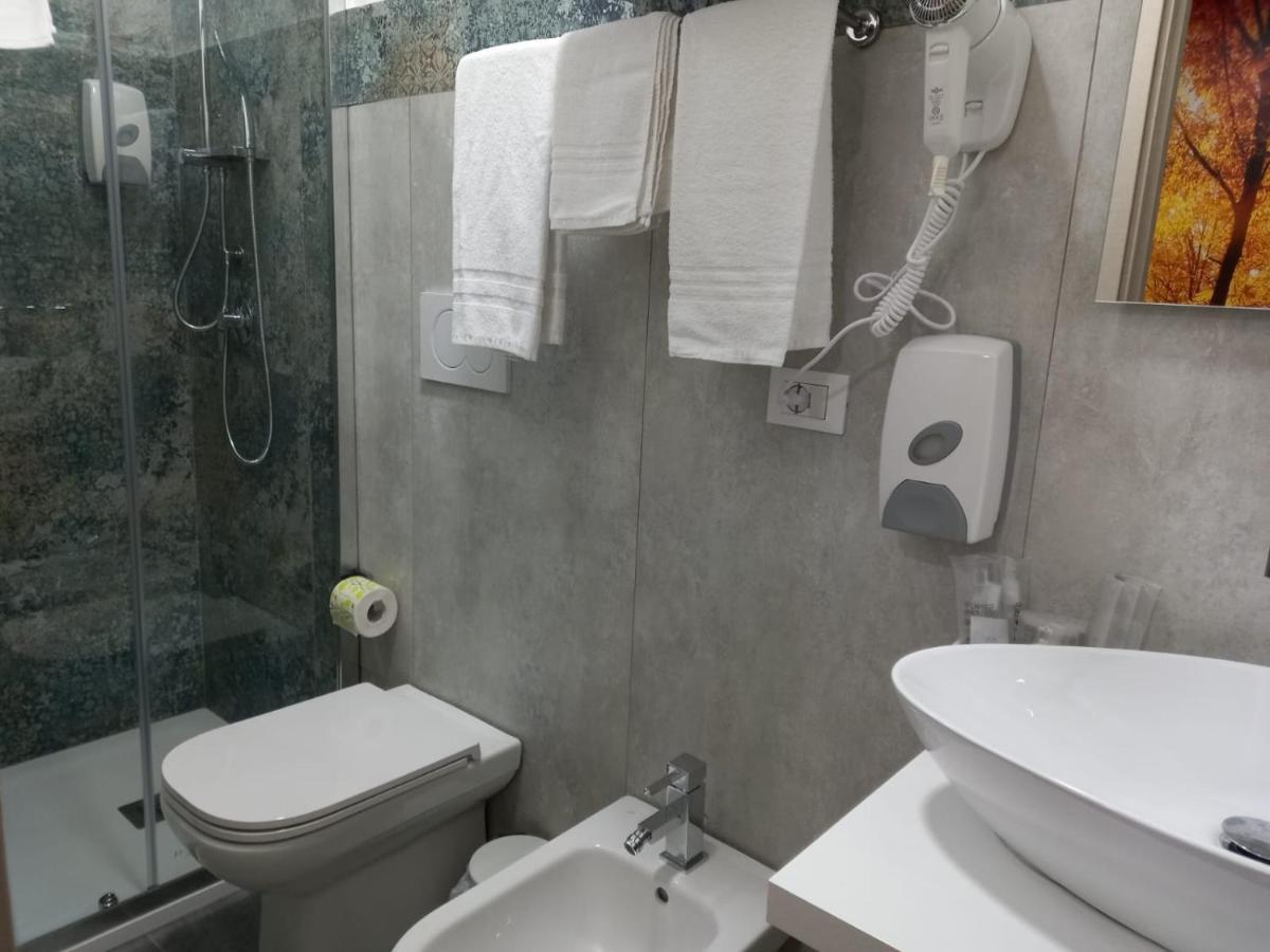 Bed & Breakfast La Grotta 3*